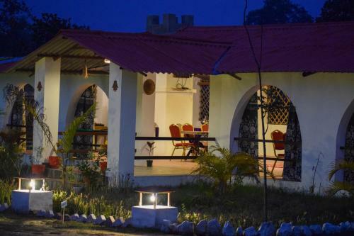 Hotel Grand Narmada Homestay
