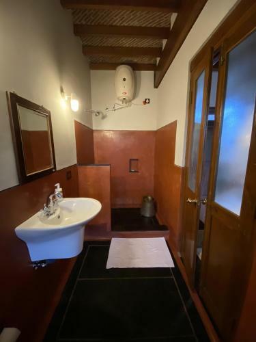 Hostal Thanga House