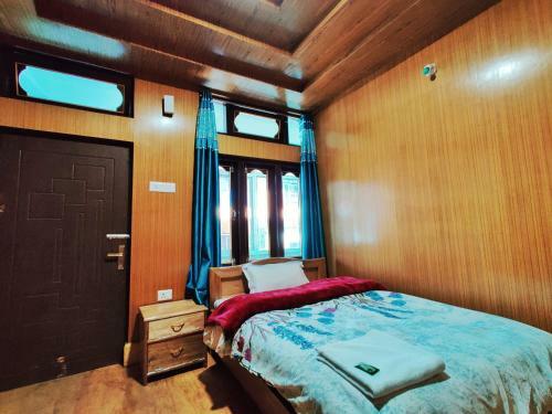 Hotel Tawang Centre Point