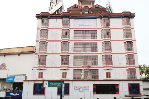 Hotel Spot On 39663 Sangamam Residency