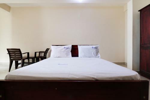 Hotel Spot On 39663 Sangamam Residency