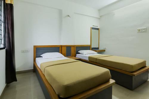 Hotel Spot On 39663 Sangamam Residency