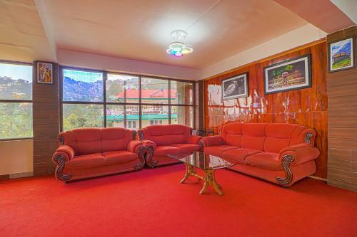 Fabhotel Alpine Hilldon