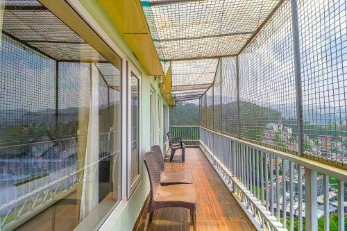Fabhotel Alpine Hilldon