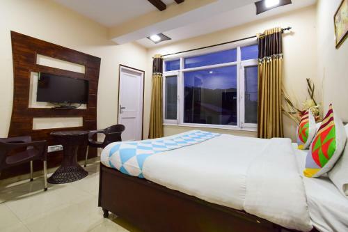 Hostal Oyo 78241 Sam Villa Studio