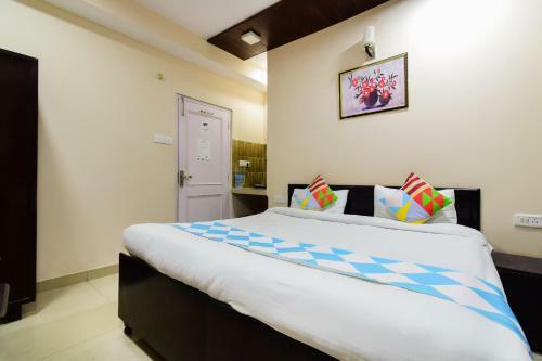 Hostal Oyo 78241 Sam Villa Studio