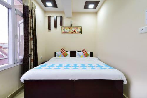 Hostal Oyo 78241 Sam Villa Studio