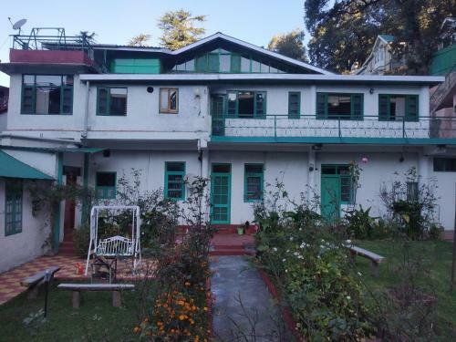 Bed & Breakfast Garden Cottages