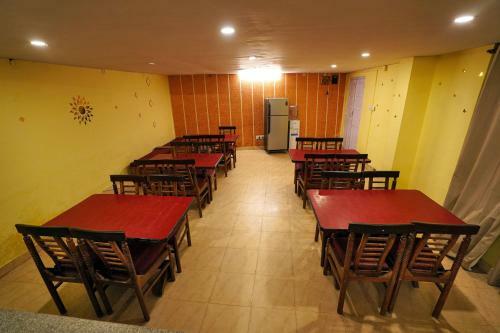 Hotel Atithi Mall Road