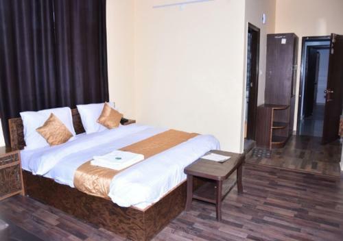 Hotel Whistling Alpines