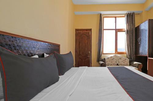 Hotel Capital O 86079 Tourist Nest