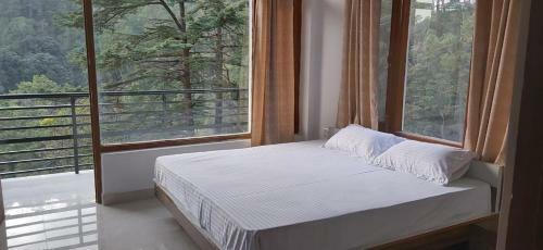 Bed & Breakfast Solitude Home Stay