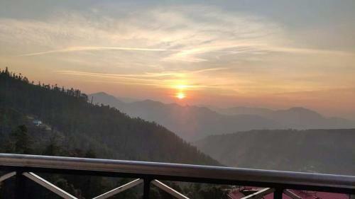 Baldeyan Breeze Homestay Shimla