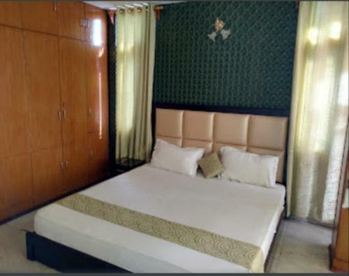 Boom Stays-shimla Retreat