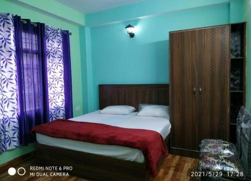 Bed & Breakfast Shree Homestay