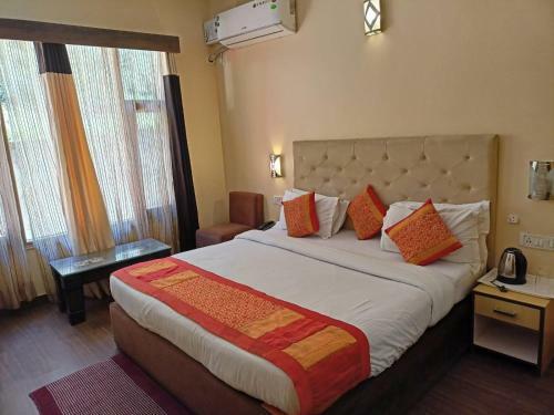 Hotel The Grand Madhushala