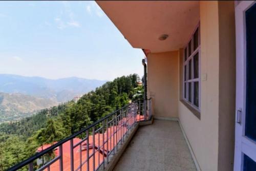 Apartamento 180 Degree Valley View Flat With Parking.