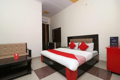 Hotel Oyo 23490 River Resort