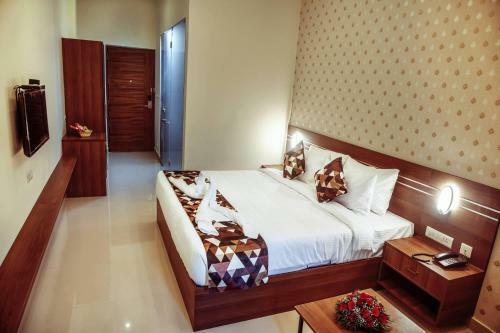 Hotel Central Residency