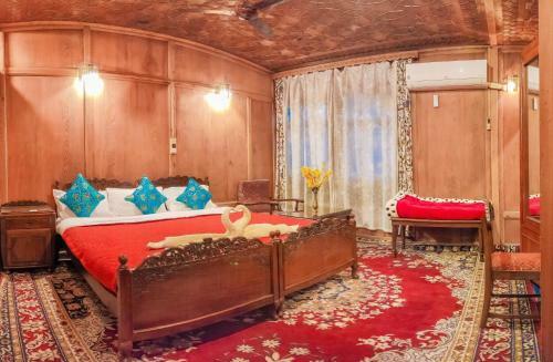 Dal Lake Houseboat New Manila