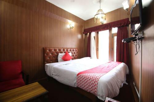Capital O 37894 Hotel International