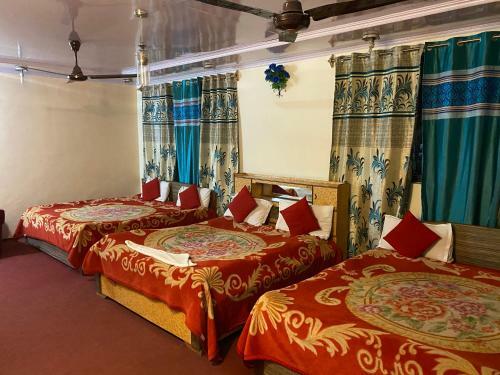 Hotel Young Mamta