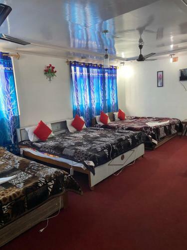 Hotel Young Mamta