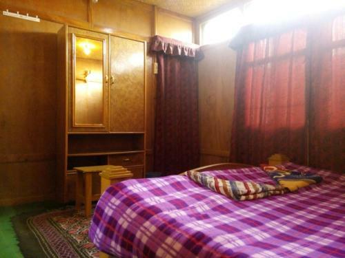 Bed & Breakfast Houseboat Argonaut