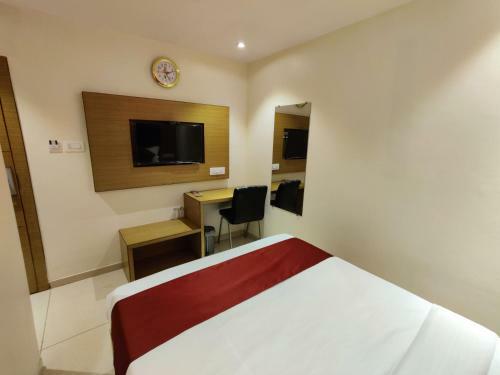 Hotel Hindustan Residency Thane
