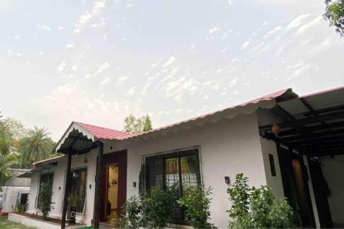 Hilltop Villa- Private 3bhk Villa With Pool