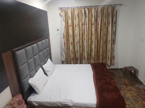 Hotel Silver Inn