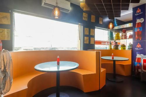 Hotel Oyo 68894 Bommarillu Residency