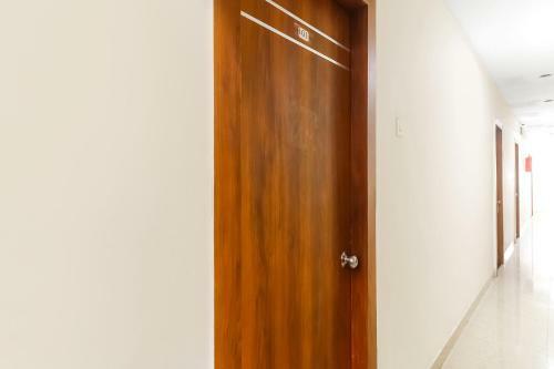 Hotel Oyo 68894 Bommarillu Residency