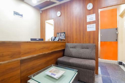 Hotel Oyo 68894 Bommarillu Residency