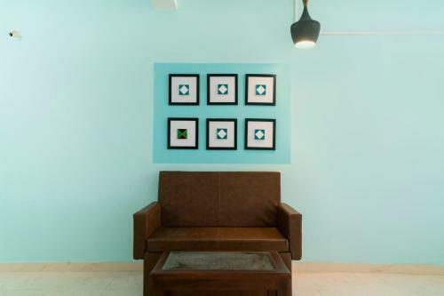 Hostal Oyo 79724 Tharayil Apartments