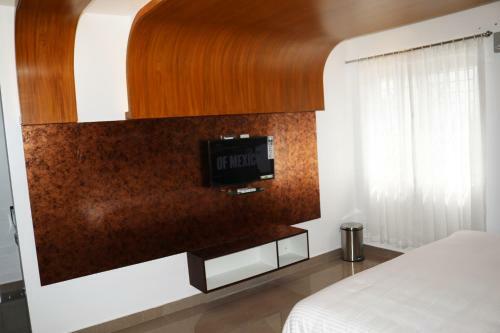 Hotel Cs Arunachala Residency
