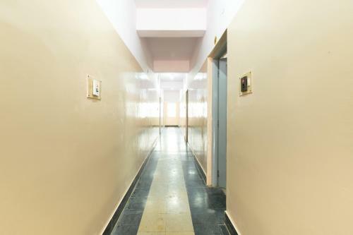 Hotel Spot On 66235 Samruddhi Lodge