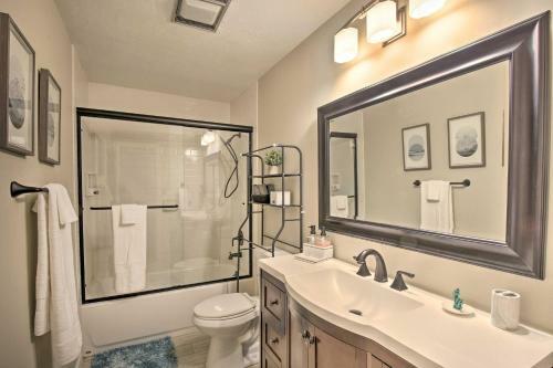 Spacious And Newly Remodeled A-frame With 2 Decks