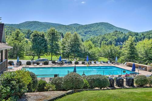 Dillard Cabin With Community Amenities In Sky Valley