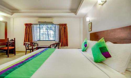 Treebo Trend Central Hotel