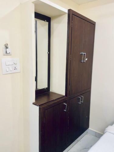 Fabhotel Pearl Suites