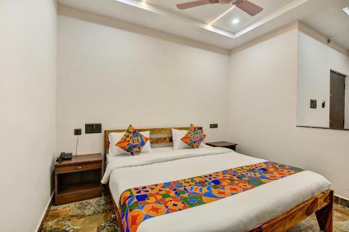 Fabhotel Hillbottom Stays