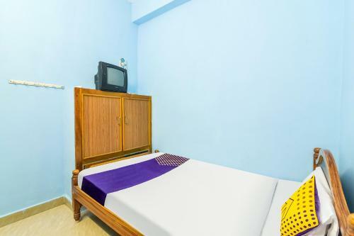 Hotel Spot On 48566 R R Residency
