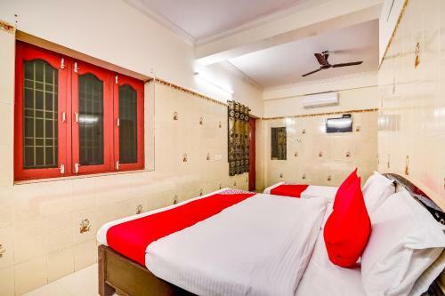 Hotel Spot On 63027 Slv Residency