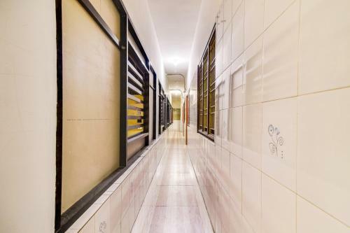 Hotel Spot On 63027 Slv Residency