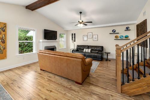 Beautifully Appointed 3 Bed - 2 Bath Cottage In Glynn Haven On St Simons!