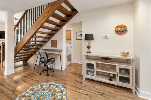 Beautifully Appointed 3 Bed - 2 Bath Cottage In Glynn Haven On St Simons!