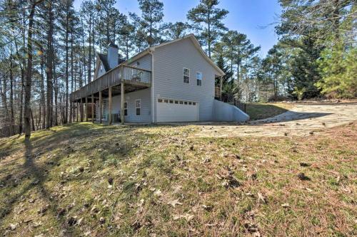 Family-friendly Lake Lanier Home On 2 And Acres