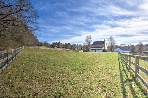 Jefferson Home With Screened Patio - On 1 Acre!