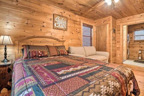 Riverfront Cabin With Hot Tub And Mountain Views!